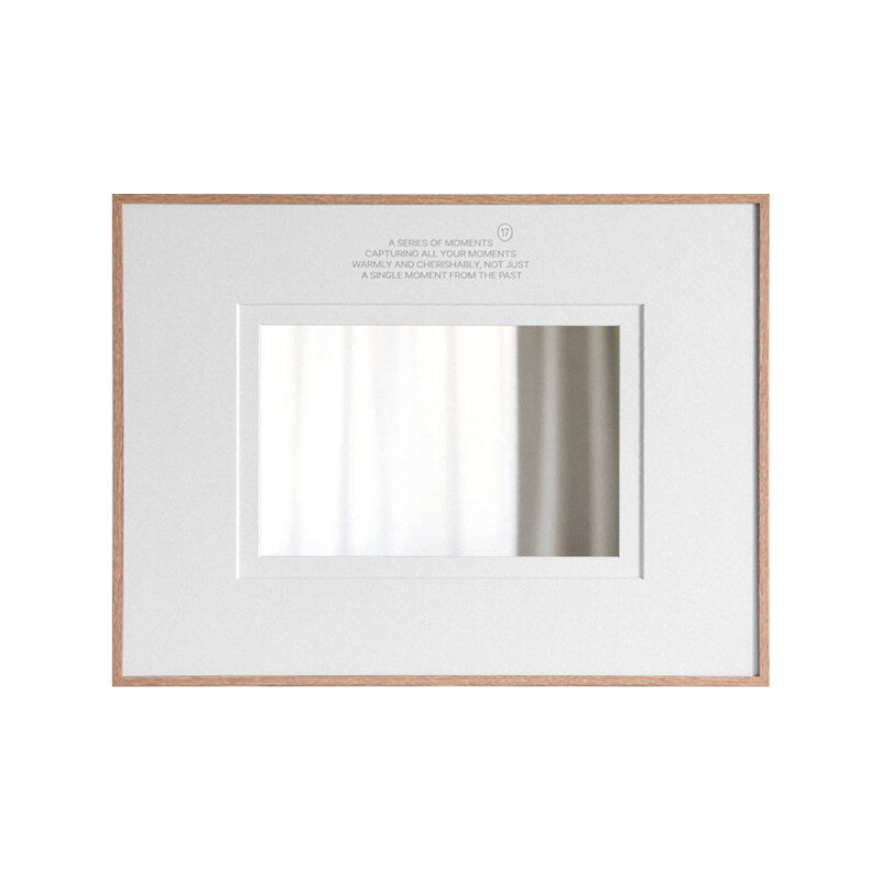 Franse wandspiegel met walnotenhouten frame – Vintage decoratie uit het midden van de vorige eeuw in een minimalistische stijl 1